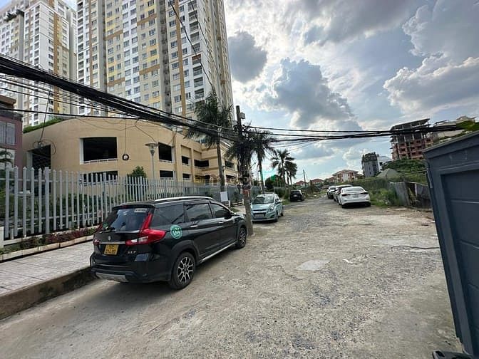 Hình ảnh Đất lớn Thảo Điền ! DT 596 m2 - 25x26 - xây dựng cao tầng - giá 71 tỷ