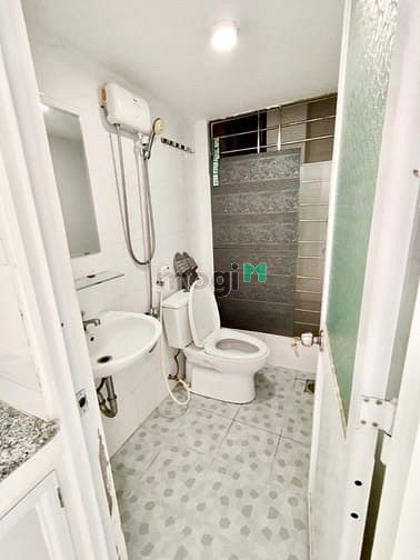 Hình ảnh (*Hình thật giá thật*) Duplex full nội thất ngay Tân Thuận Tây