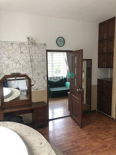 Hình ảnh Cho thuê Biệt thự Góc 2 MT Thảo Điền, Quận 2, Hầm 3 tầng 4PN chỉ 60tr