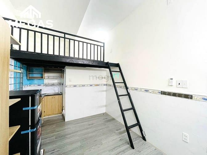 Hình ảnh Cho Thuê Căn Hộ Có Gác Full Nội Thất Ngay Trường Chinh