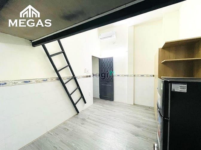 Hình ảnh Cho Thuê Căn Hộ Có Gác Full Nội Thất Ngay Trường Chinh
