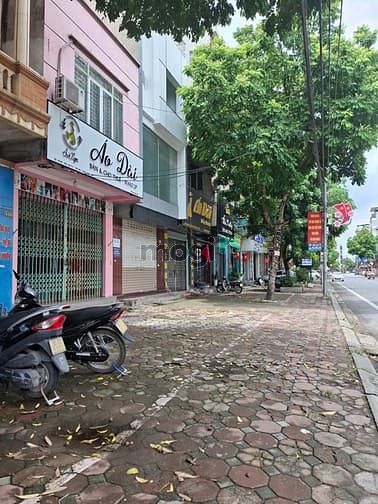 Hình ảnh Hiếm !!! bán đất mặt phố vân nội, 50m vỉa hè rộng, kd sầm uất, ngã tư