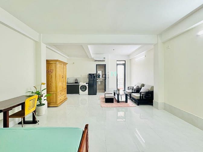 Hình ảnh Căn Hộ Ban Công 35M2 ĐƯỜNG CỘNG HÒA , 5P ĐI SÂN BAY