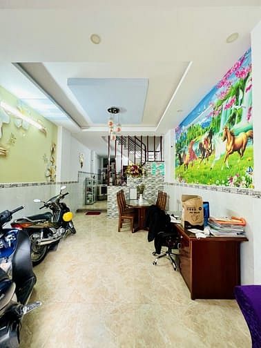 Hình ảnh Bán nhà hẻm xe tải đường Lê Văn Quới, Bình Tân