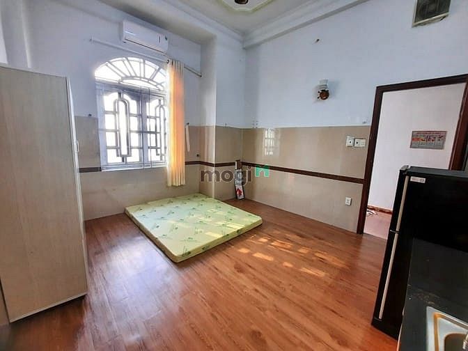 Hình ảnh Studio Full Nội Thất-Cửa Sổ Ở Lê Thị Nho Gần CVPM QTrung