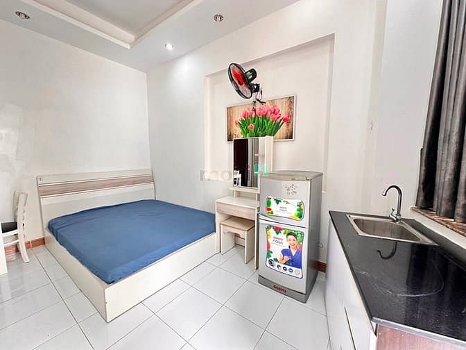 Hình ảnh Cho Thuê Phòng Ban Công Full Nội Thất Quận 10 gần ĐH UEH