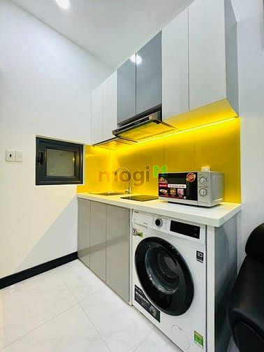 Hình ảnh 1 cái studio full nội thất, gần Lotte hầu như không ai để í