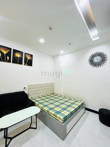 Hình ảnh 1 cái studio full nội thất, gần Lotte hầu như không ai để í