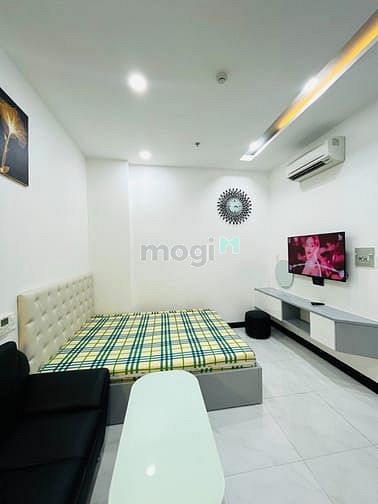 Hình ảnh 1 cái studio full nội thất, gần Lotte hầu như không ai để í