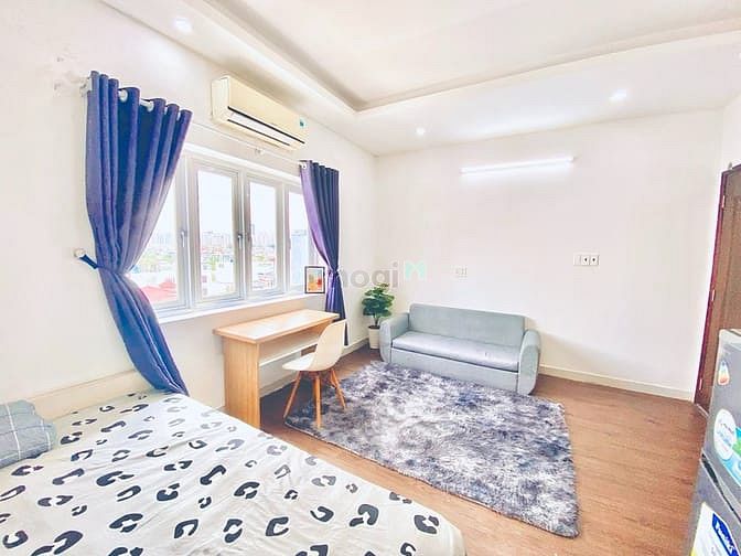 Hình ảnh 1 cái studio full nội thất, gần Lotte hầu như không ai để í
