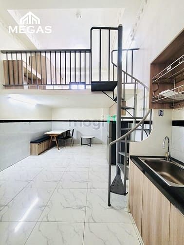 Hình ảnh Duplex Full Nội Thất - Ban Công -Cửa Sổ Gần CVPM Quang Trung