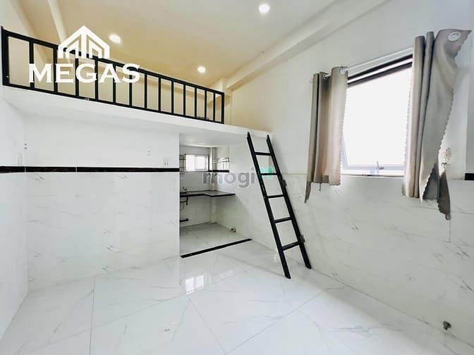 Hình ảnh Phòng trọ Mới Xây Có Gác + Máy Lạnh + Thang Máy