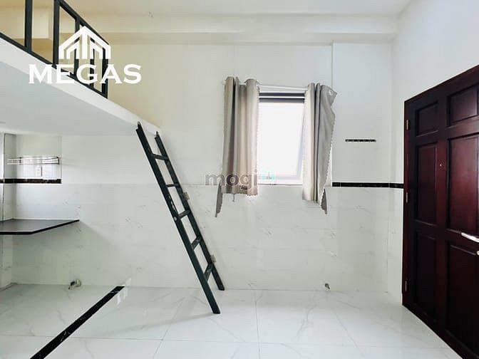 Hình ảnh Phòng trọ Mới Xây Có Gác + Máy Lạnh + Thang Máy