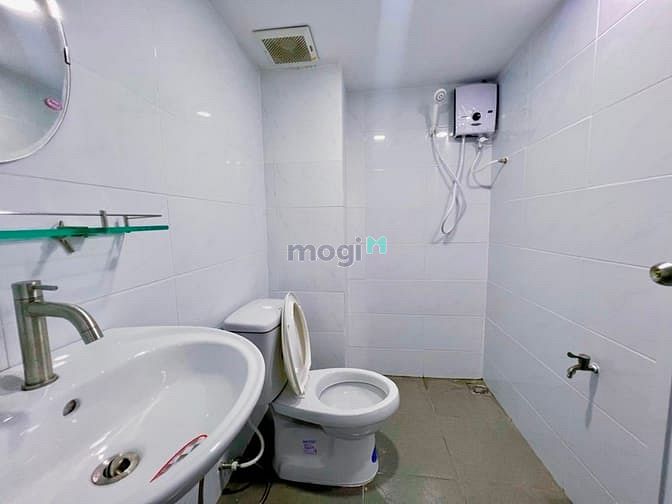 Hình ảnh Studio Ban Công Máy Giặt Riêng Quận 1 gần CV Lê Văn Tám