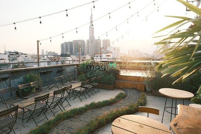 Hình ảnh Sang nhượng quán cafe Rooftop view trọn Landmark 81