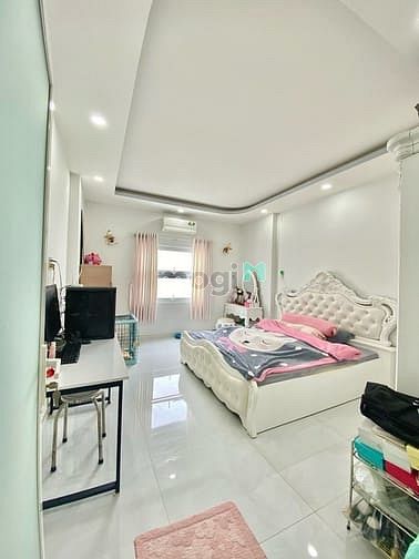 Hình ảnh TIN THẬT:Nhà ngay Đại lộ 3 Đỗ Xuân Hợp,3tầng,4x20, Phước Bình,Quận 9