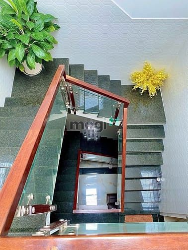 Hình ảnh TIN THẬT:Nhà ngay Đại lộ 3 Đỗ Xuân Hợp,3tầng,4x20, Phước Bình,Quận 9