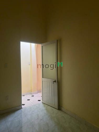 Hình ảnh Cho thuê nhà mặt tiền đường Đất Mới, bình trị đông