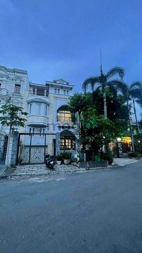Hình ảnh bán biệt thự Nam Thông 2, Phú Mỹ Hưng ,Q7