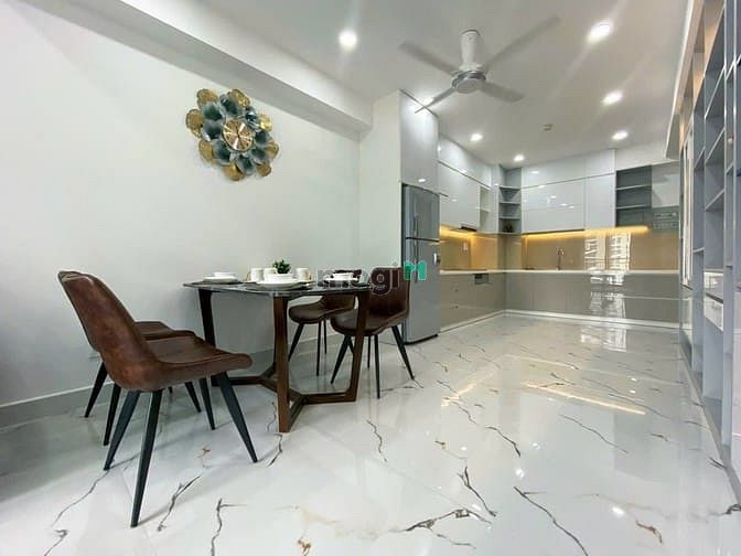 Hình ảnh Cần bán CH Saigon South, 2PN, Có Nội thất, Ô xe hơi Giá 3.95 tỷ.