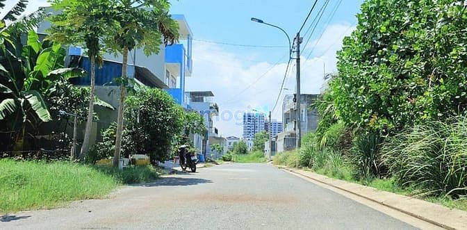 Hình ảnh Bán đất hẻm 47 đường trường lưu. P long trường .Q9
