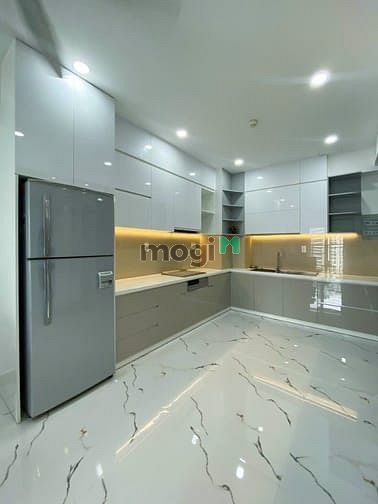 Hình ảnh Cần bán CH Saigon South, 2PN, Có Nội thất, Ô xe hơi Giá 3.95 tỷ.
