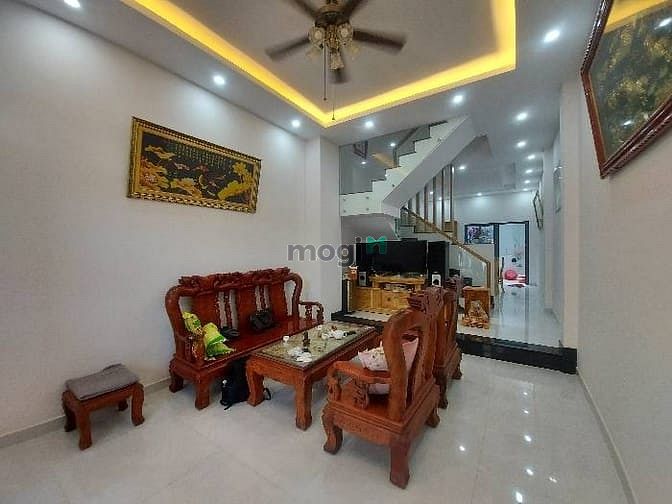 Hình ảnh 6.1 Tỷ -  Nhà MT Đường Rộng 10m - TX25 -  3 Tầng BTCT - View Công viên