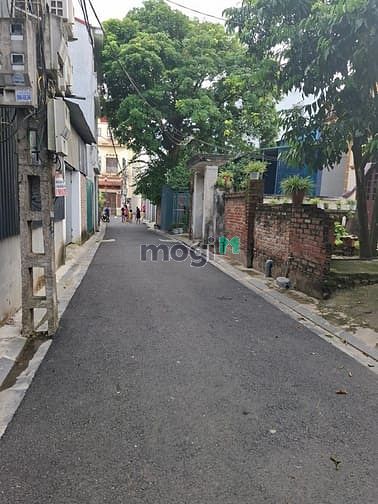 Hình ảnh Bán đất đại bằng, nguyên khê, 100m, oto tải vào nhà giá 3,x tỷ tl.