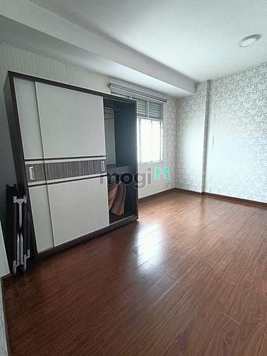 Hình ảnh Chung cư Miếu Nổi căn 2p ngủ, 2wc, 70m2, giá 12tr,có ban công