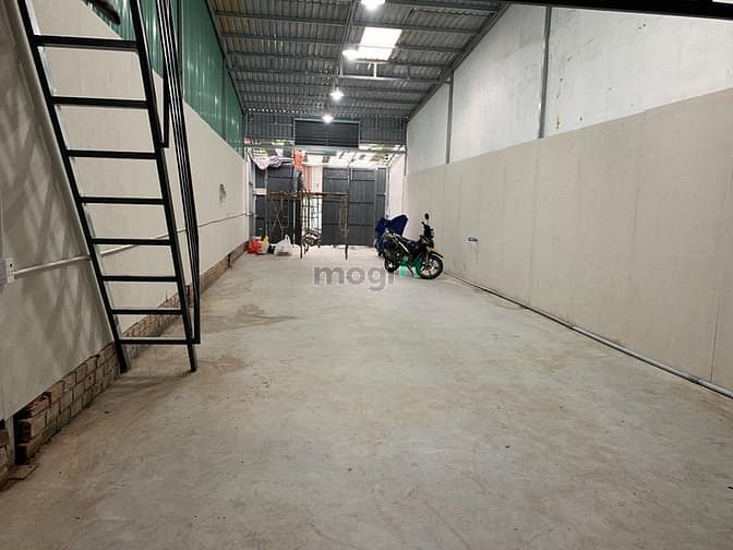 Hình ảnh Cho thuê kho mới 100% đường Đặng Thùy Trâm. DT 5x24m. Giá 18tr/tháng