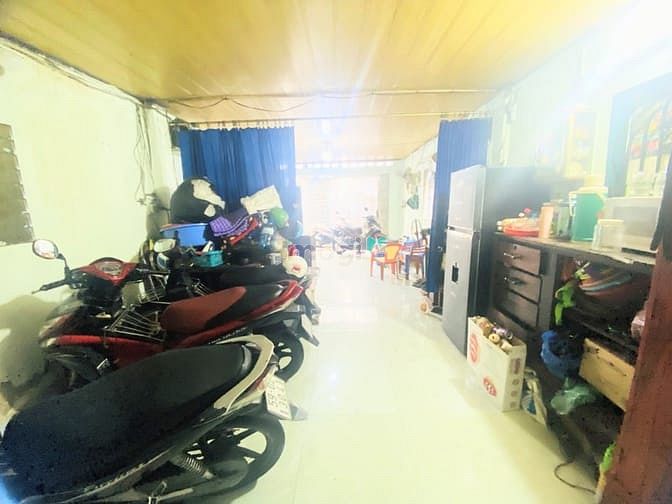 Hình ảnh Bán nhà đường Thành Thái, Quận 10