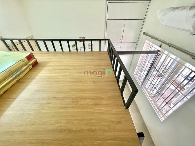 Hình ảnh Cho thuê phòng có gác 35m2 ở D5, gần ĐH FTU, UEF, Hutech