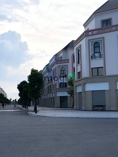 Hình ảnh Thuê nhà tại Vinhomes Ocean Park 2-3, liên hệ em ạ
