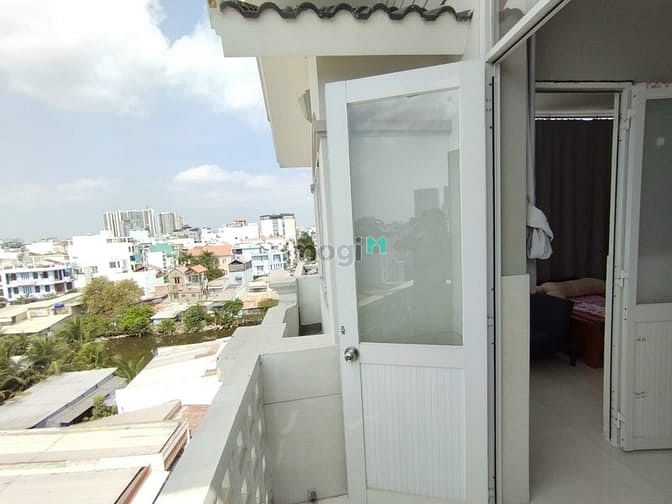 Hình ảnh Trống studio ban công, full nội thất, gần Lotte, TDTU, RMIT