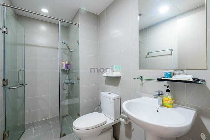 Hình ảnh GoldView Q4 Bến Vân Đồn cho thuê 2PN, 2WC 19tr