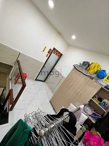 Hình ảnh Bán nhà đường Chiến Lược, Bình Tân