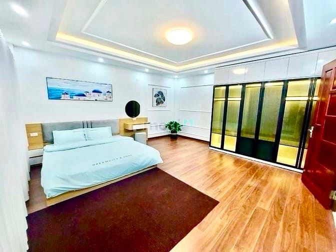 Hình ảnh Bán NHÀ LÔ GÓC Bô Đề 5 tầng-Mt 7m-GARA Ô TÔ -FULL NỘI THẤT-hơn 7 tỷ