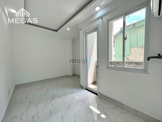 Hình ảnh Tặng 500k Cho Khách Thiện Chí - Căn Hộ Đầy Đủ Nội Thất Ở Phan Văn Hớn