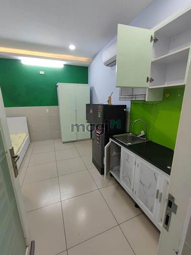 Hình ảnh Cho thuê phòng Yên Thế, P.2, 20m2, đủ nội thất, 4.5tr