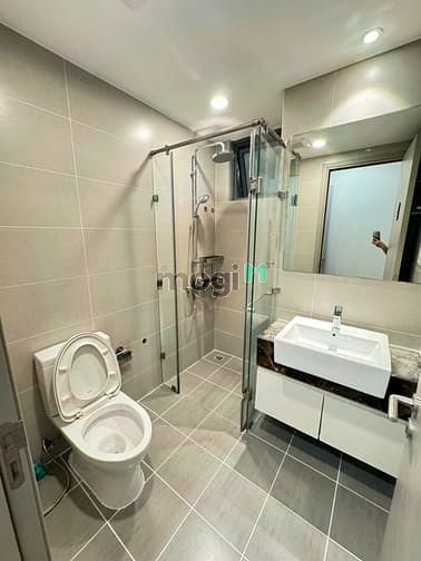 Hình ảnh Goldview Q4 Bến Vân Đồn cho thuê 2PN, 2WC, 80m2, 18tr