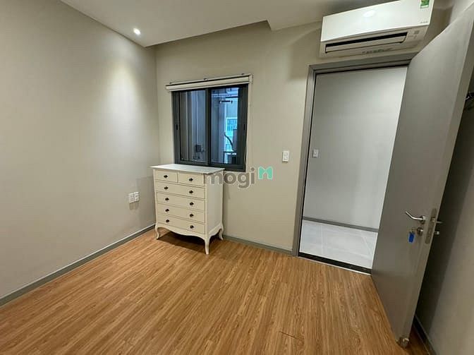 Hình ảnh Goldview Q4 Bến Vân Đồn cho thuê 2PN, 2WC, 80m2, 18tr