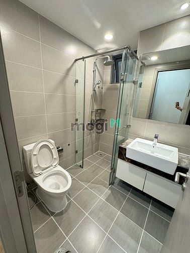 Hình ảnh Goldview Q4 Bến Vân Đồn cho thuê 2PN, 2WC, 80m2, 18tr