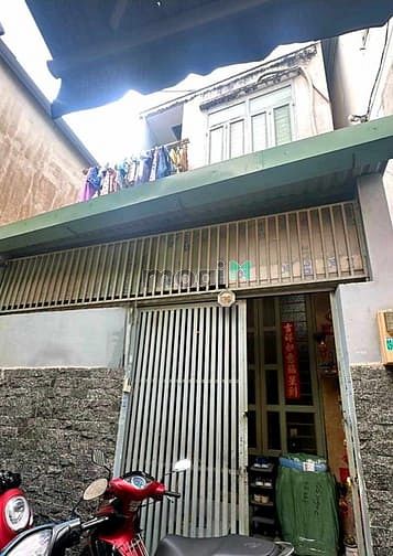 Hình ảnh Bán nhà đường Phạm Văn Chí, Quận 6