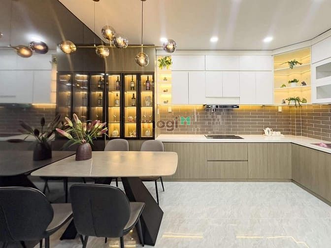 Hình ảnh Nhà đẹp Full nội thất ngay Lê Quang Định-Bình Thạnh