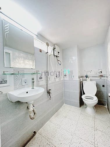 Hình ảnh Căn Hộ Có Gác Nằm Ngay Văn Lang Cơ Sở 2 Giá Cực Hạt Dẻ