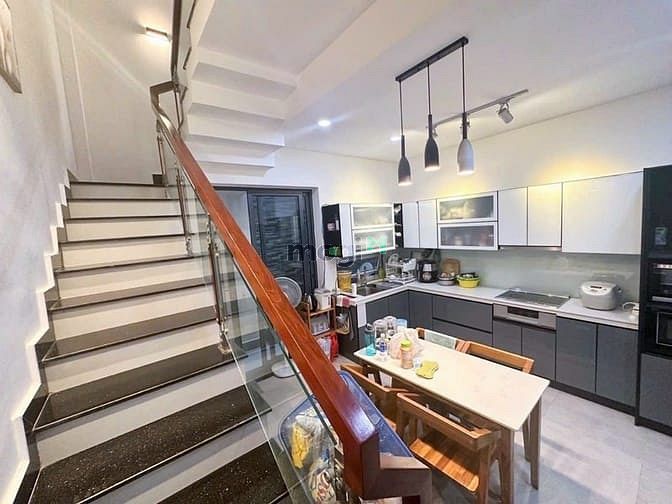 Hình ảnh Phan Huy Ich, 57m2, 5 tầng, HXH, Tân Bình.