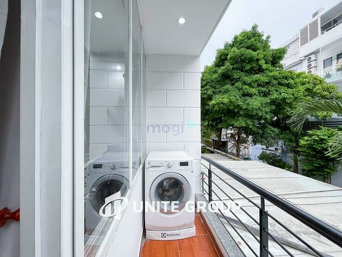Hình ảnh Studio ban công full nội thất, kdc phú mỹ,gần phú mỹ hưng