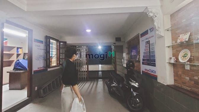 Hình ảnh Văn phòng cho thuê gần ubnd q12, hxh siêu rộng, gara riêng