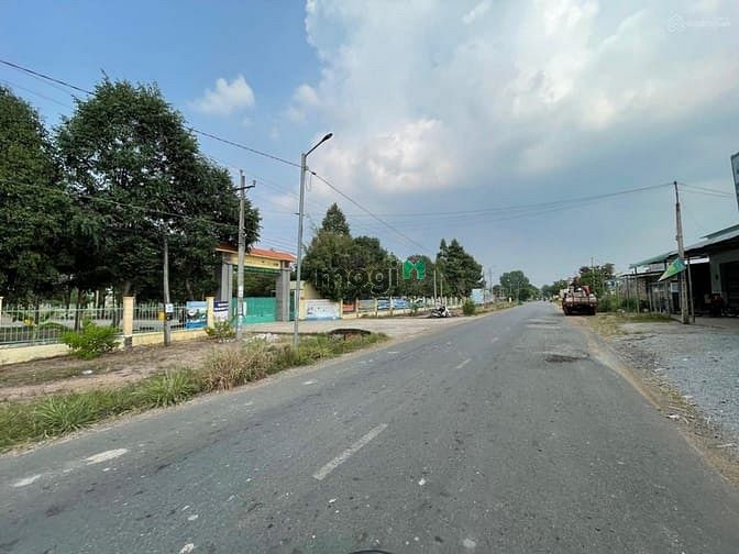 Hình ảnh cần bán 3120m2 đất ở kcn Minh Hưng ngay chợ dân đông. giá 230tr