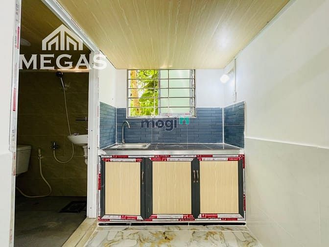 Hình ảnh Phòng trọ Mới Xây Có Gác + Máy Lạnh + Thang Máy